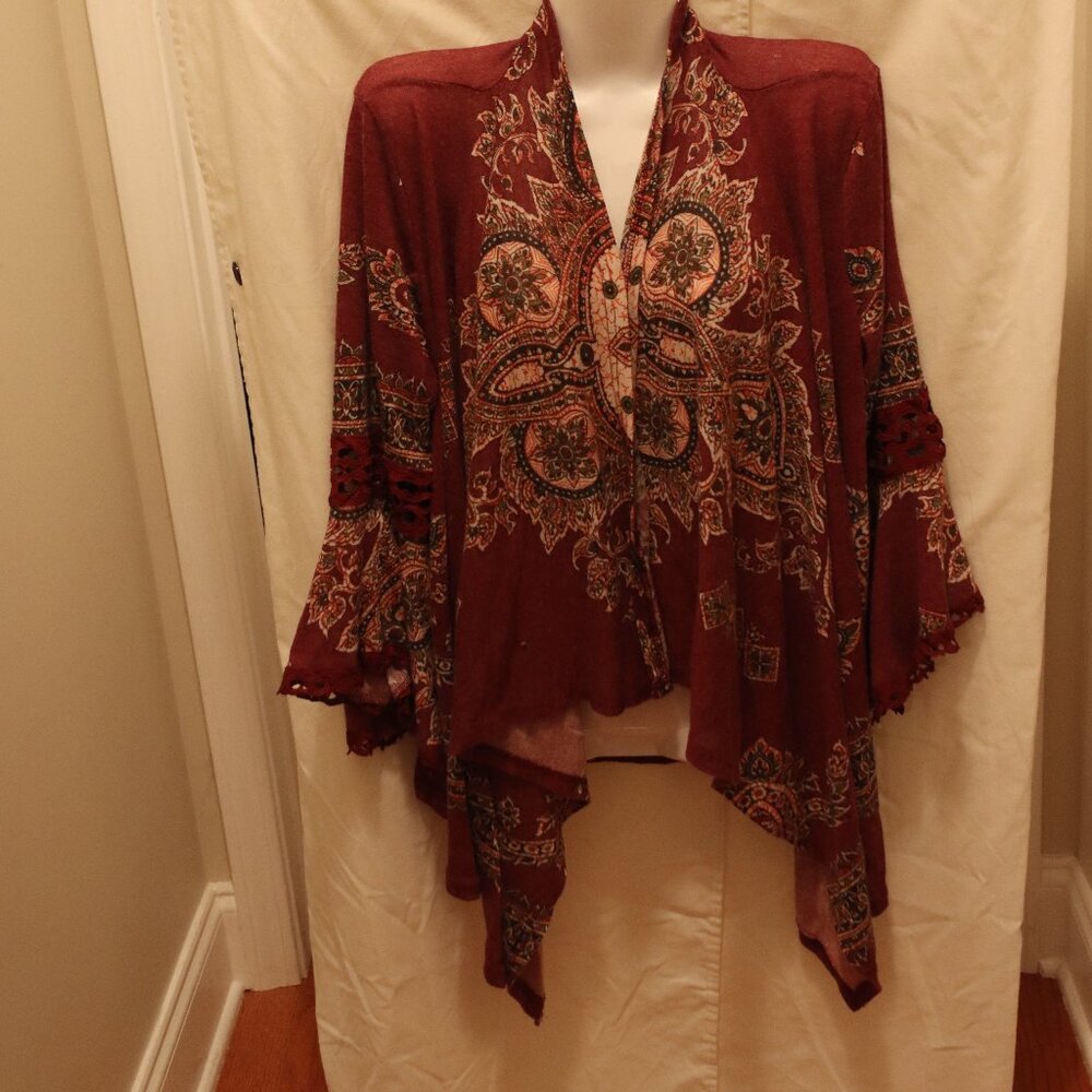 Roommates Lightweight Open Front Asymmetric Hem Cardigan Size 1x Bell Sleeve